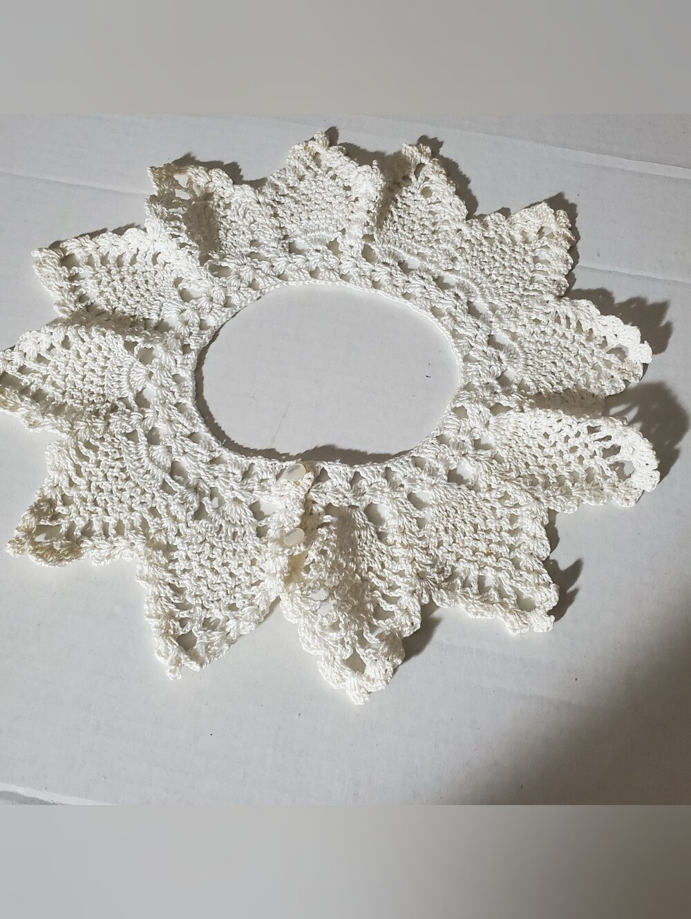 Crocheted Lace Collar*Ivory*Vintage Victorian Style**Button Closure*C4